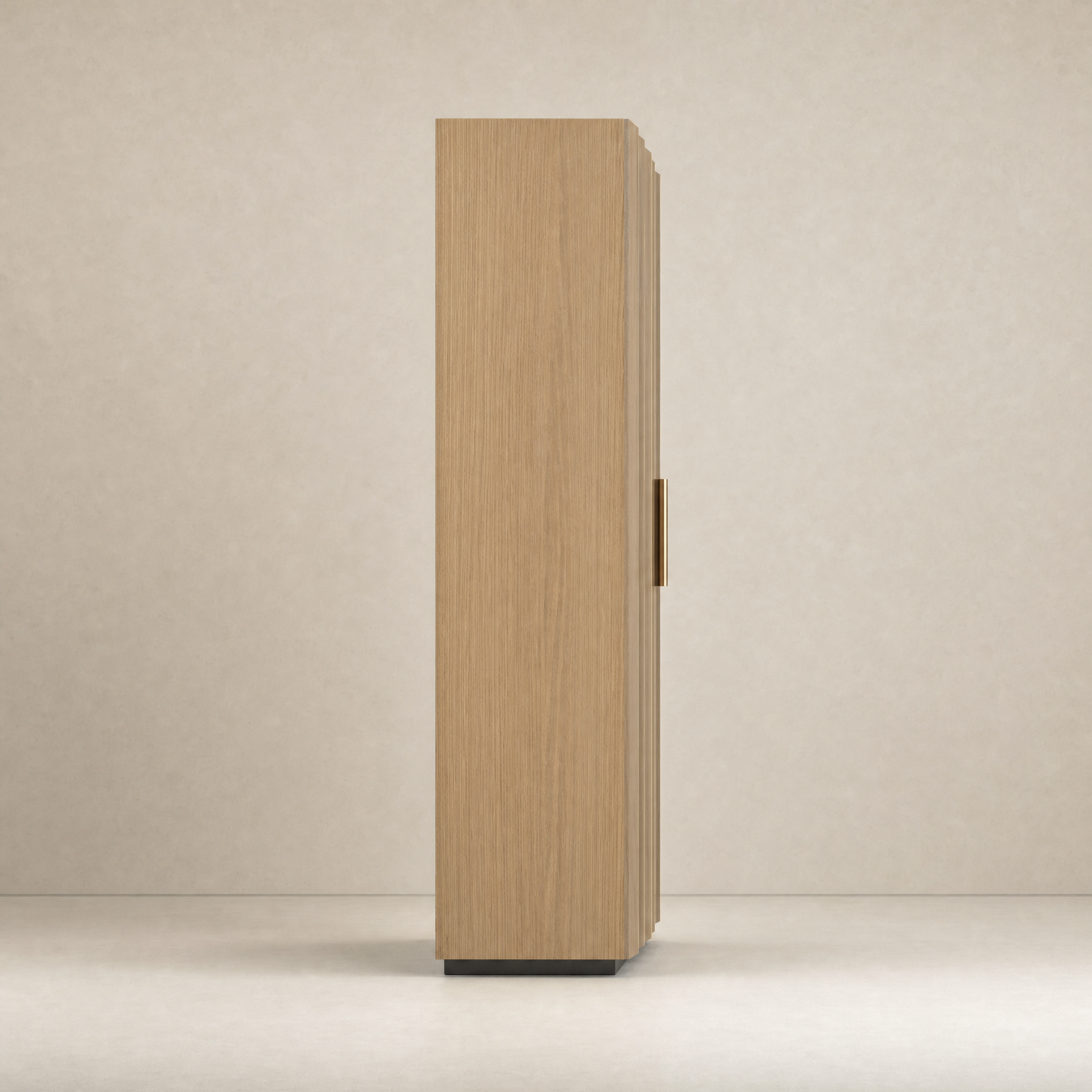Chomo Natural Oak Cabinet