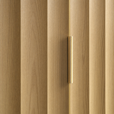 Chomo Natural Oak Cabinet